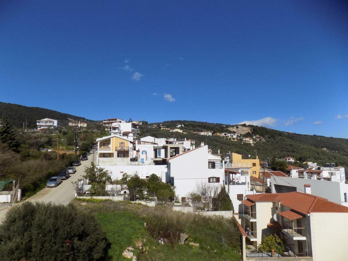 Antonia House Apartment Skiathos Town Exterior photo
